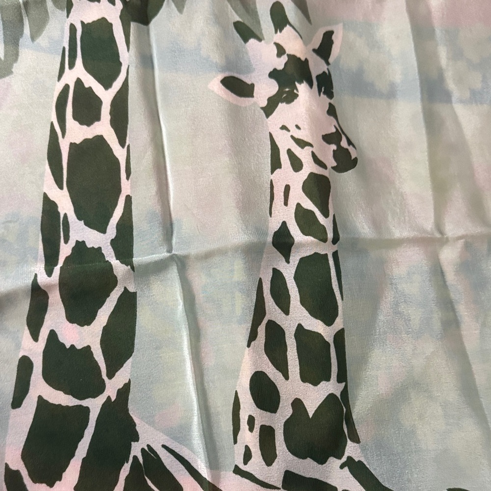 Vintage 1970s Vera Giraffe Scarf - Picture 4 of 5